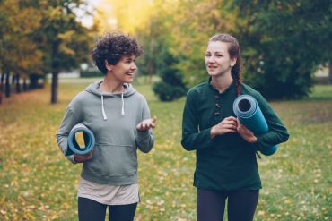Activités physiques douces en automne : bouger sans essoufflement